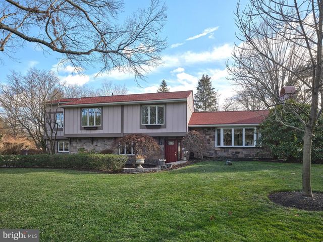 14 JONATHAN WAY, Washington Crossing, PA 18977