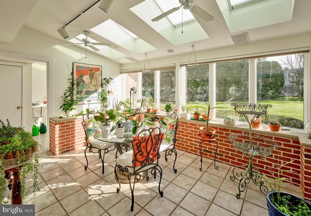 14 JONATHAN WAY, Washington Crossing, PA 18977