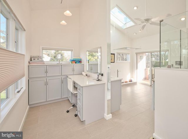 14 JONATHAN WAY, Washington Crossing, PA 18977