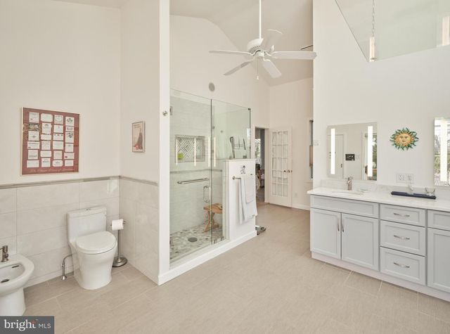 14 JONATHAN WAY, Washington Crossing, PA 18977