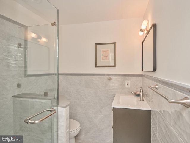 14 JONATHAN WAY, Washington Crossing, PA 18977