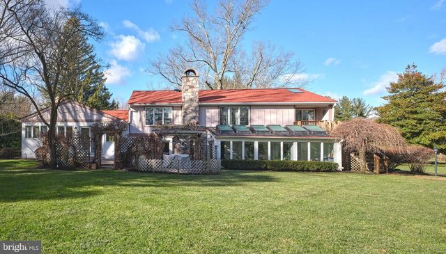 14 JONATHAN WAY, Washington Crossing, PA 18977