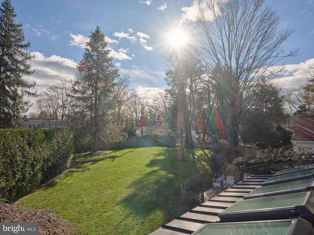 14 JONATHAN WAY, Washington Crossing, PA 18977