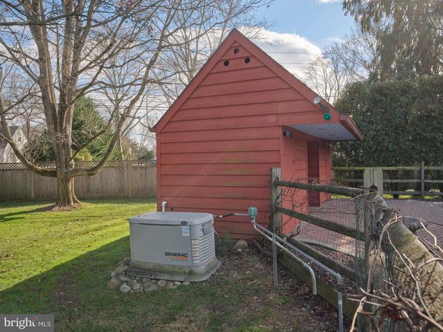 14 JONATHAN WAY, Washington Crossing, PA 18977