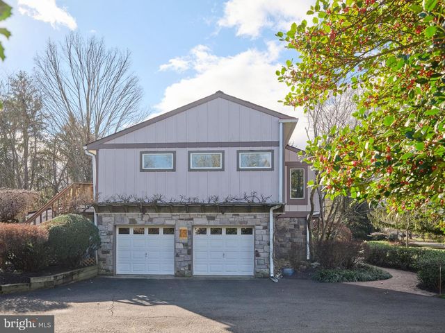 14 JONATHAN WAY, Washington Crossing, PA 18977