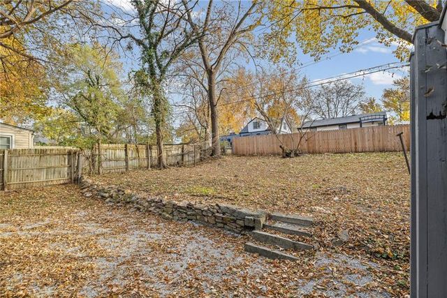 4017 W 47th Street, Roeland Park, KS 66202