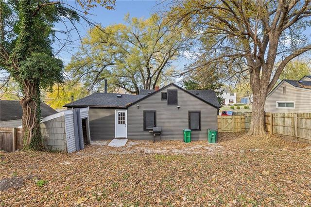 4017 W 47th Street, Roeland Park, KS 66202