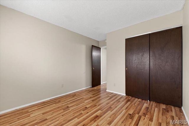 4046 Del Lago Drive, Florissant, MO 63034