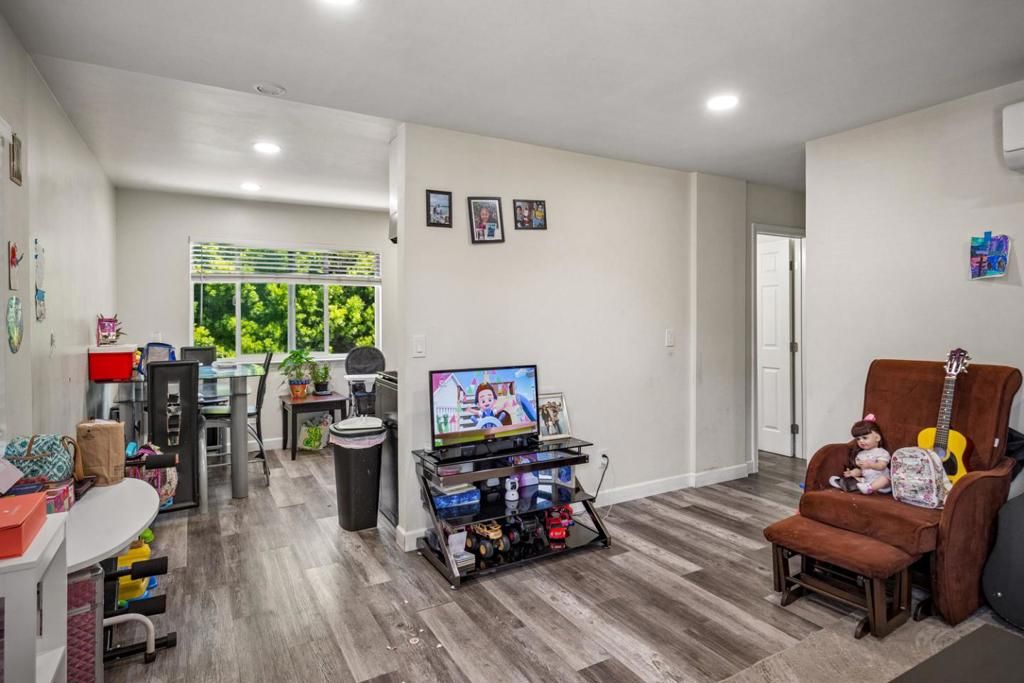 Image 18 of property listing at 3249 Williamsburg Drive, San Jose, CA 95117