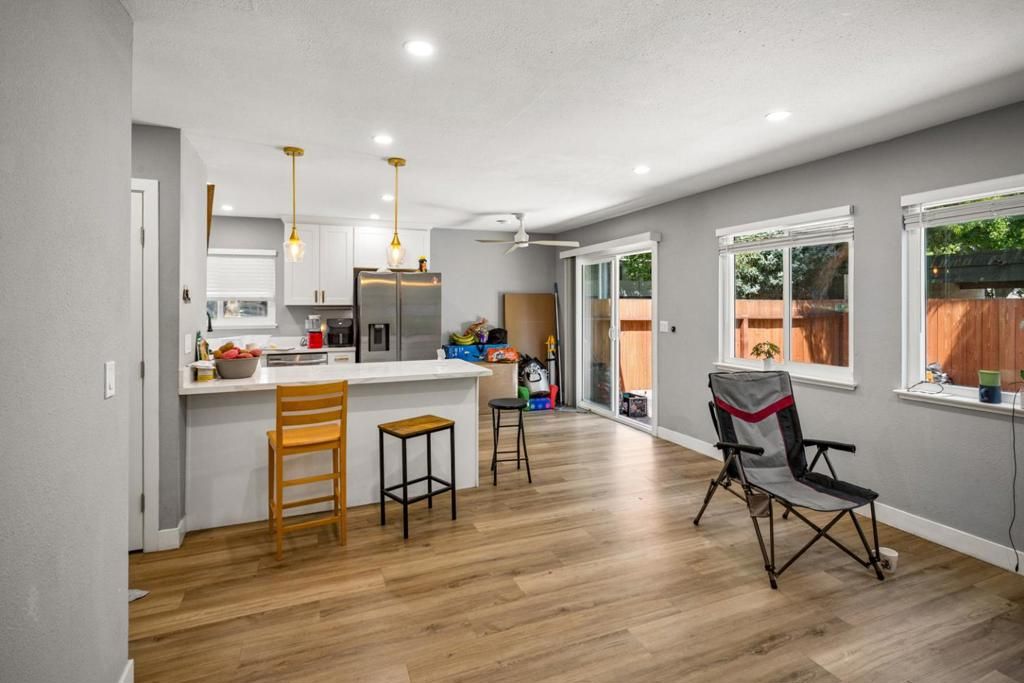 Image 7 of property listing at 3249 Williamsburg Drive, San Jose, CA 95117