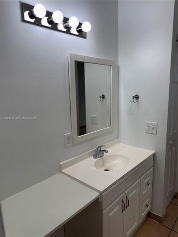 13064 NW 9th Ct 13064, Pembroke Pines, FL 33028