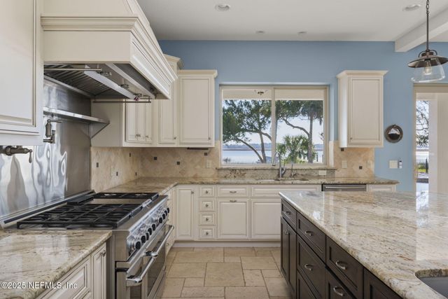 116 DIEGO ISLAND Court, St. Augustine, FL 32095