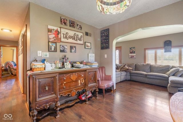 1804 N Ewing Street, Seymour, IN 47274