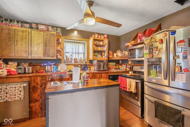1804 N Ewing Street, Seymour, IN 47274