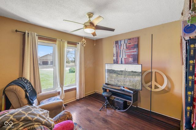 1804 N Ewing Street, Seymour, IN 47274