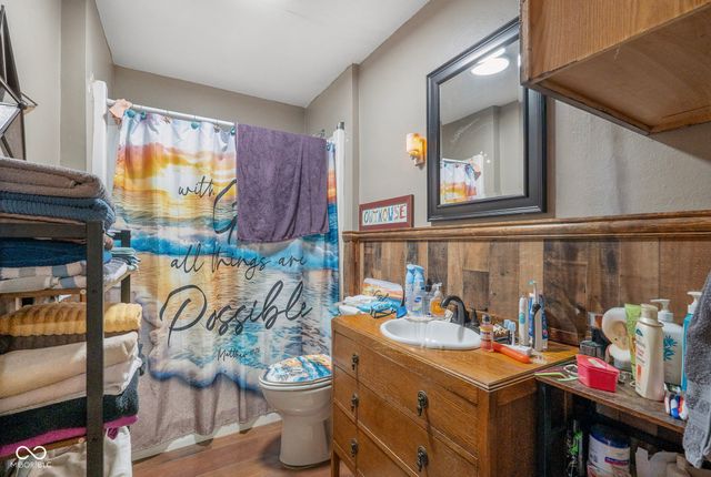 1804 N Ewing Street, Seymour, IN 47274