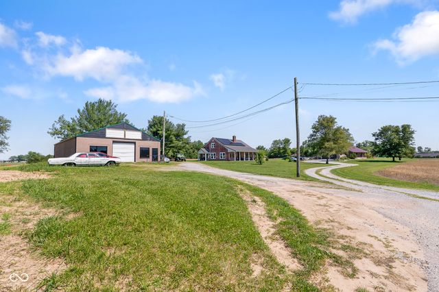 1804 N Ewing Street, Seymour, IN 47274
