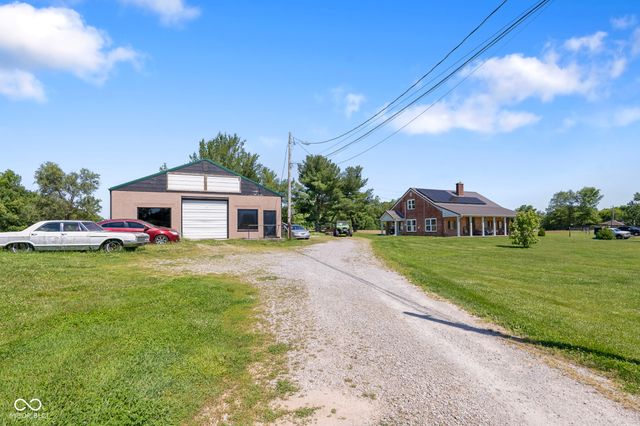 1804 N Ewing Street, Seymour, IN 47274