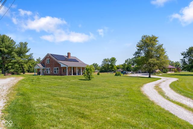 1804 N Ewing Street, Seymour, IN 47274