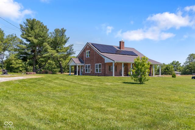 1804 N Ewing Street, Seymour, IN 47274
