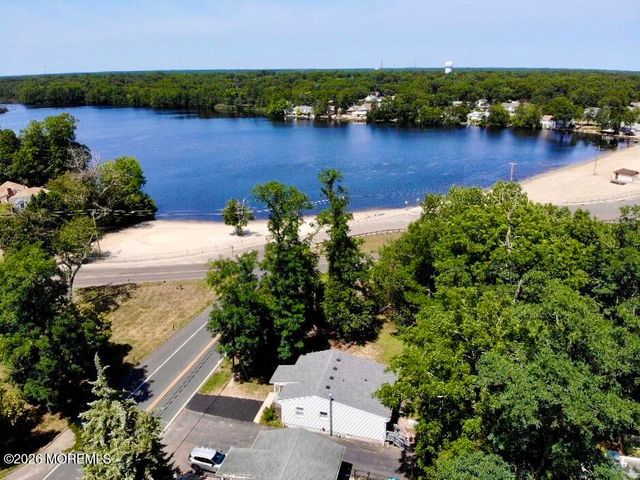 1762 Lakeside Drive S, Forked River, NJ 08731