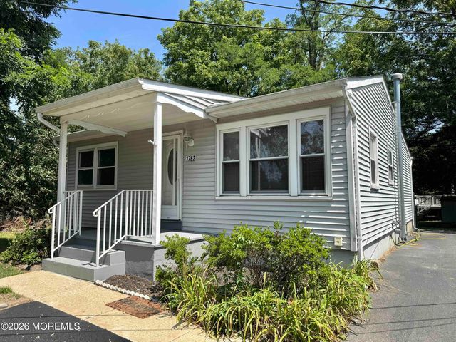1762 Lakeside Drive S, Forked River, NJ 08731
