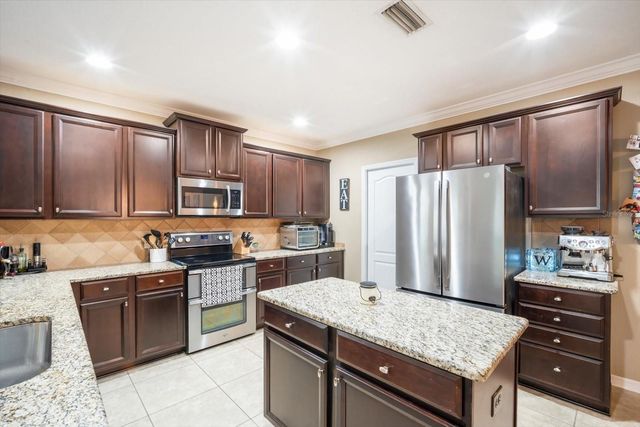 7878 TUSCANY WOODS DRIVE, Tampa, FL 33647