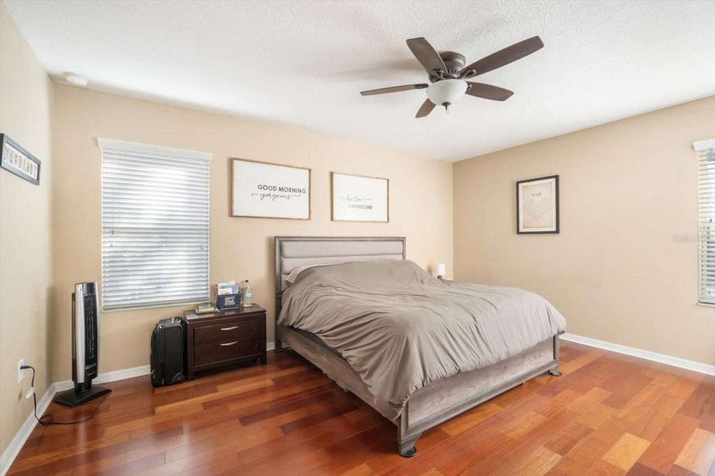 Image 11 of property listing at 7878 TUSCANY WOODS DRIVE, Tampa, FL 33647