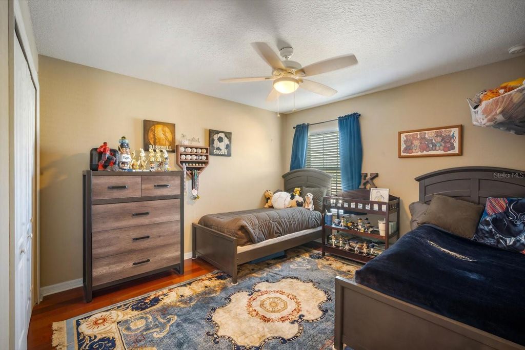 Image 17 of property listing at 7878 TUSCANY WOODS DRIVE, Tampa, FL 33647