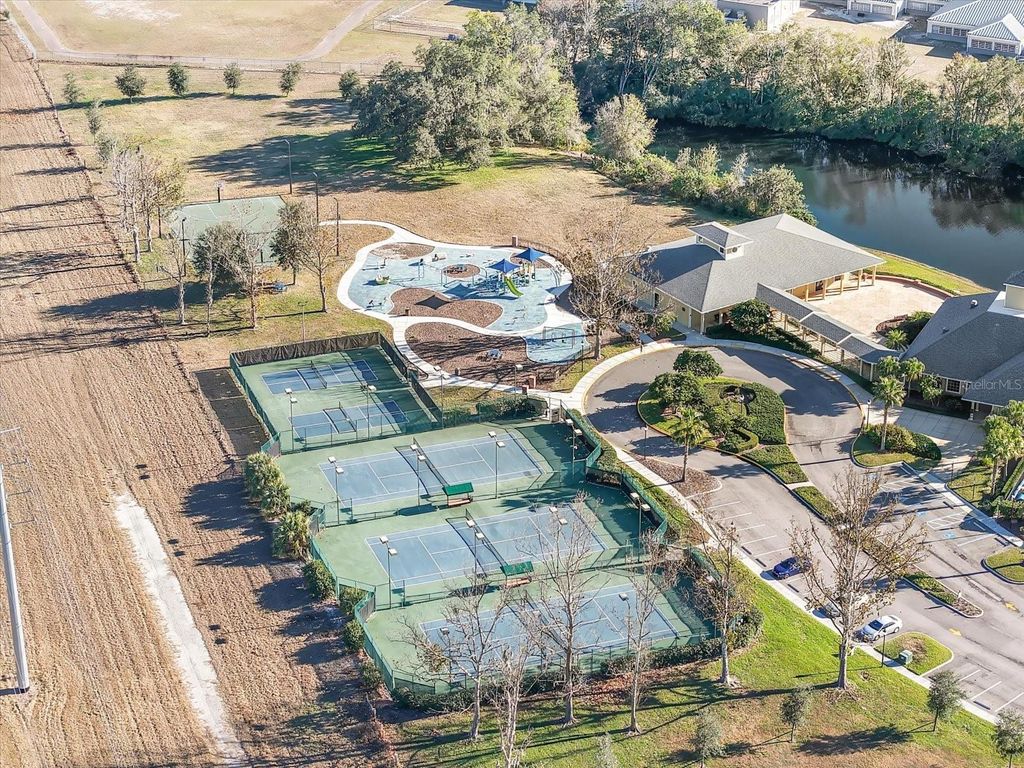 Image 27 of property listing at 7878 TUSCANY WOODS DRIVE, Tampa, FL 33647