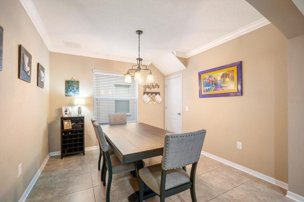 Image 9 of property listing at 7878 TUSCANY WOODS DRIVE, Tampa, FL 33647