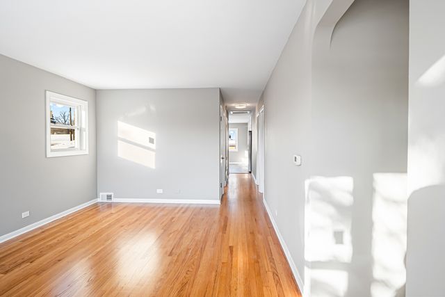 9120 26th Place, Brookfield, IL 60513