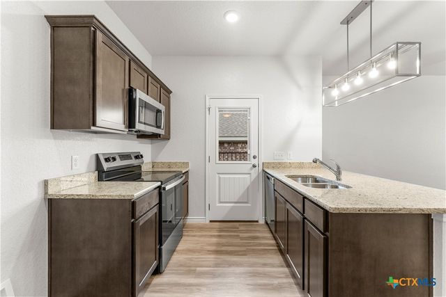 1110 Zora Drive B, Temple, TX 76504
