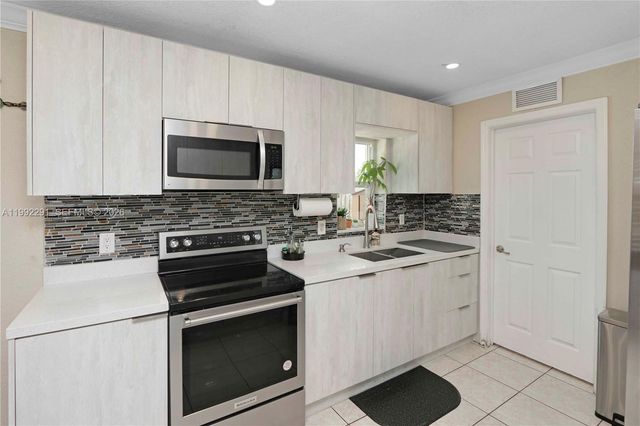 30120 SW 156th Ave, Homestead, FL 33033