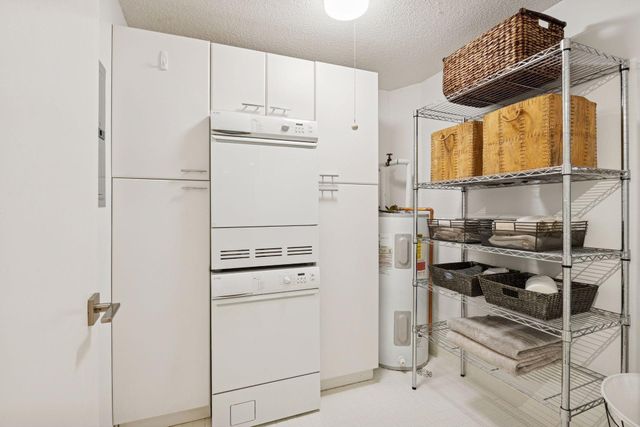 3141 Dean Court 308, Minneapolis, MN 55416