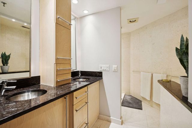 3141 Dean Court 308, Minneapolis, MN 55416