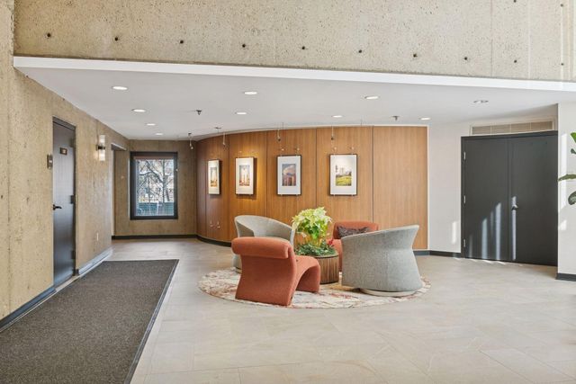 3141 Dean Court 308, Minneapolis, MN 55416