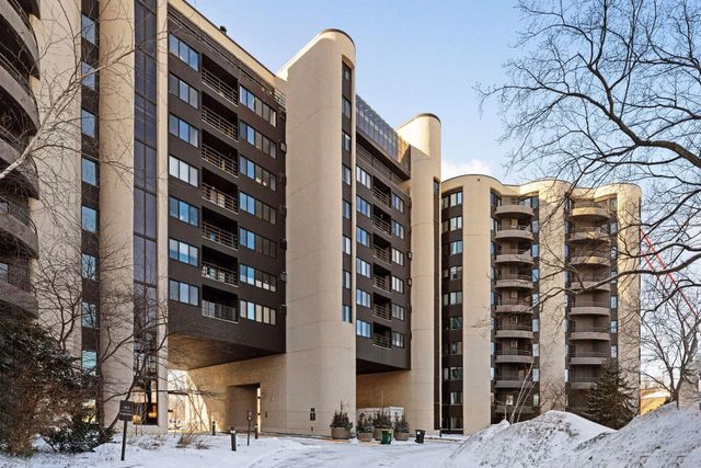 3141 Dean Court 308, Minneapolis, MN 55416