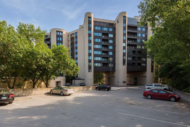 3141 Dean Court 308, Minneapolis, MN 55416