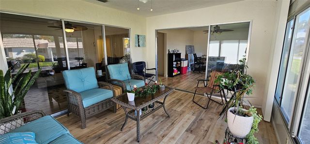 2009 RIVERBLUFF PARKWAY V334, Sarasota, FL 34231