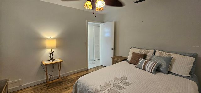 2009 RIVERBLUFF PARKWAY V334, Sarasota, FL 34231