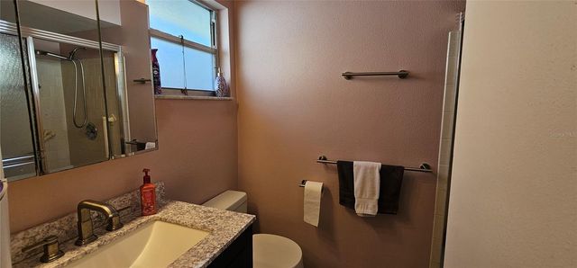 2009 RIVERBLUFF PARKWAY V334, Sarasota, FL 34231