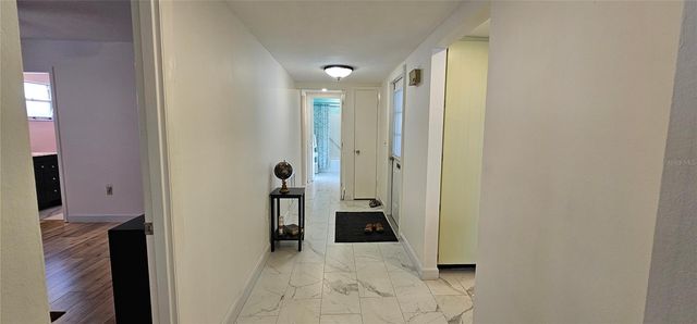 2009 RIVERBLUFF PARKWAY V334, Sarasota, FL 34231