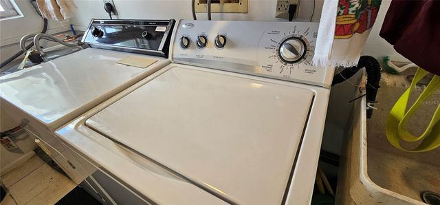 2009 RIVERBLUFF PARKWAY V334, Sarasota, FL 34231