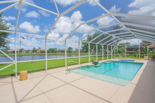 470 Pittman Avenue, Vero Beach, FL 32968