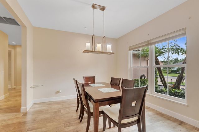 470 Pittman Avenue, Vero Beach, FL 32968