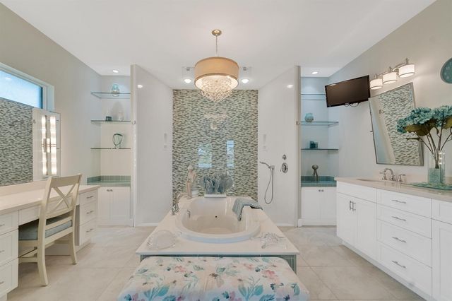 470 Pittman Avenue, Vero Beach, FL 32968