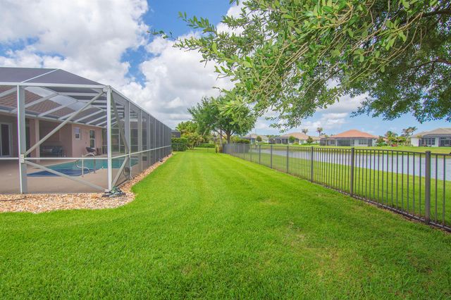 470 Pittman Avenue, Vero Beach, FL 32968