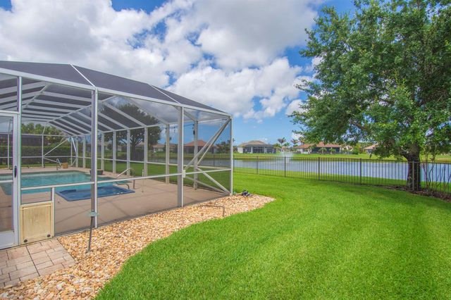 470 Pittman Avenue, Vero Beach, FL 32968