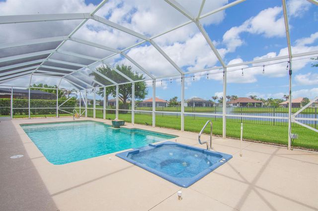 470 Pittman Avenue, Vero Beach, FL 32968
